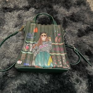 Nikky By Nicole Lee Say Cheese Purse Graphic Print Trendy Girl Cross Body Green